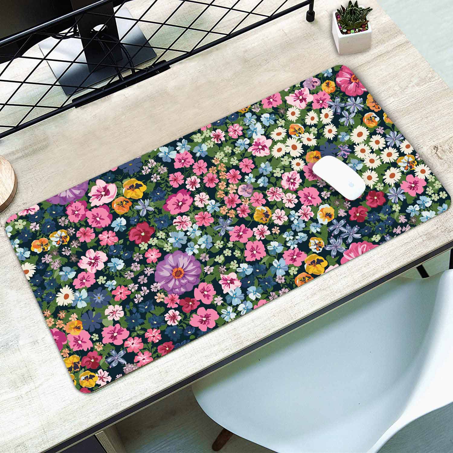 Blooming Flowers Desk Pad(2 Designs)